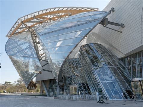 lv foundation building|louis vuitton foundation architectural style.